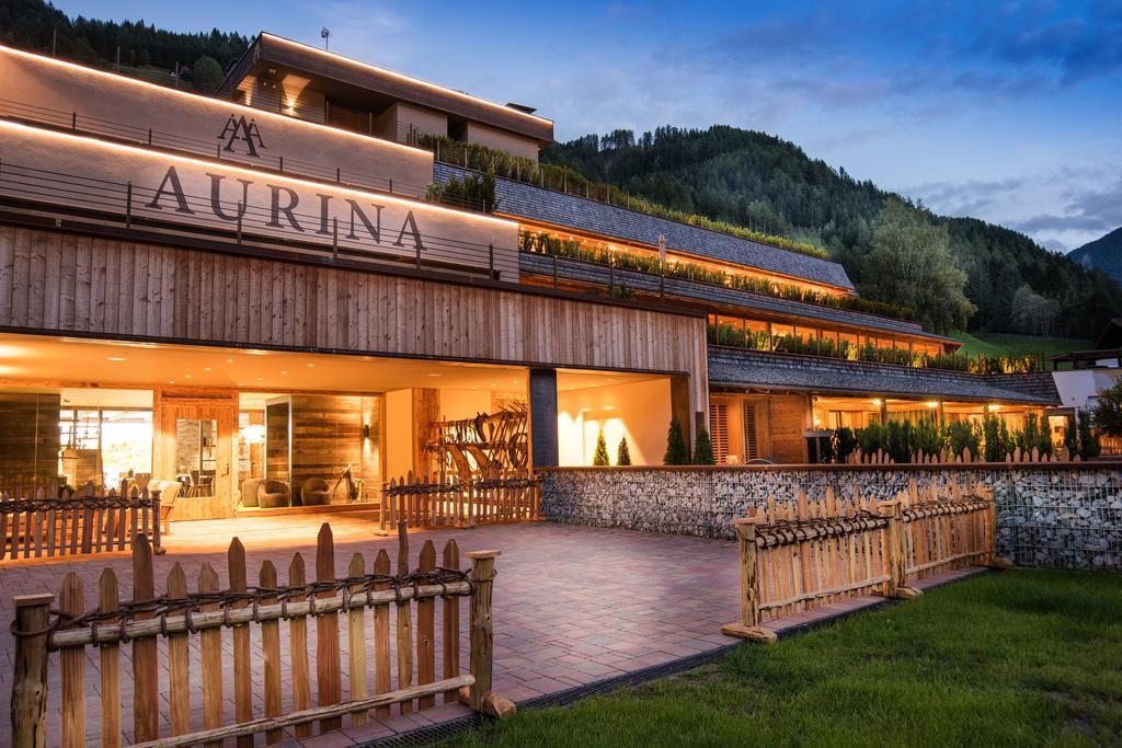 Aurina Lodges Lutago Exterior photo